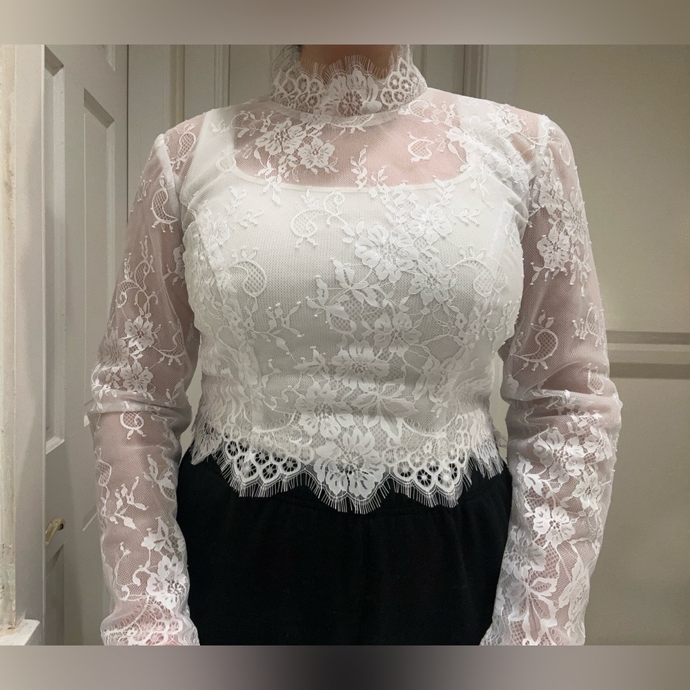 Lace Wedding Topper